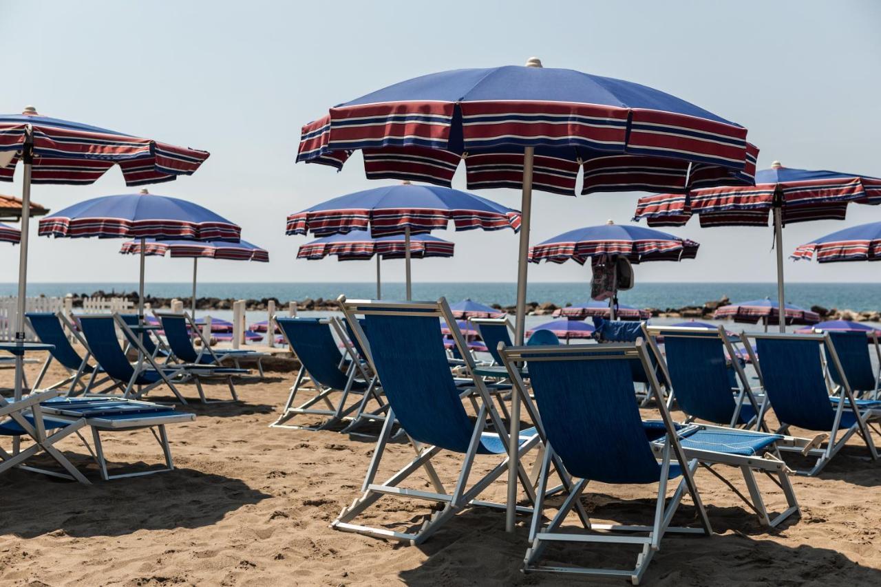 Villaggio Torre Marina Marina di Massa Exterior foto